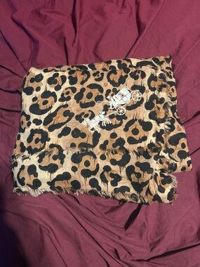 Coach Leopard Print Scarf with Carriage Logo - Brown & Black